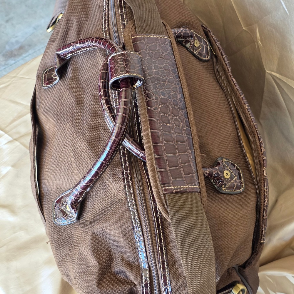 Nicki Nicole Miller Brown Canvas Croc Trim Weekender Bag Travel Duffel - Picture 14 of 16